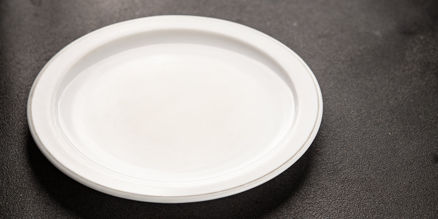 Eco-Friendly 10" Compostable Bagasse Round Plates